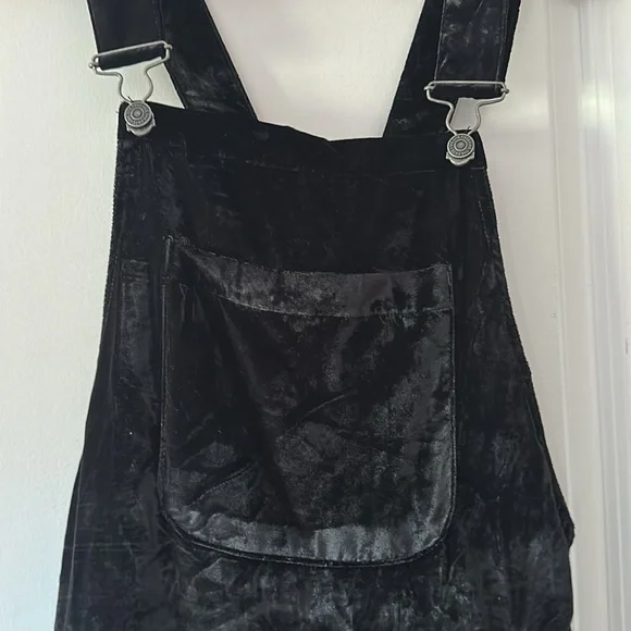 Velvet Overall/dress - Picture 5 of 10